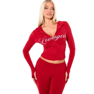Survêtement deux pièces rouge pour femme avec sweat à capuche et pantalon imprimé Lovergirl