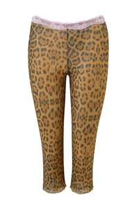 Detail der Leggings mit Leopardenmuster, rosa Spitzenbund und atmungsaktivem Mesh-Gewebe