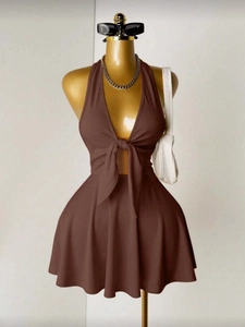 Sexy Damen V-Ausschnitt ärmelloses braunes Minikleid mit Taillenschleife und A-Linie