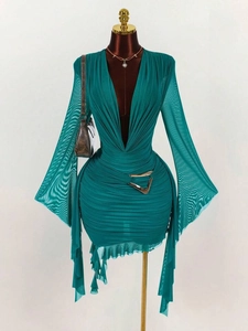 Sexy Damen Tiefer V-Ausschnitt Gerüschtes Bodycon Minikleid Ausgestellter Langarm Mesh Kleid Mit Metallschnalle Club Party
