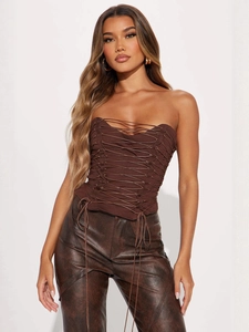 Haut corset marron à lacets sexy avec pantalon en cuir à motif peau de serpent élégant