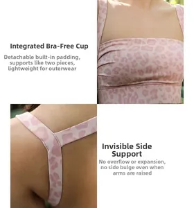 Detail von Yoga-BH mit rosa Leopardenmuster, abnehmbaren Cups und Seitenabdeckung