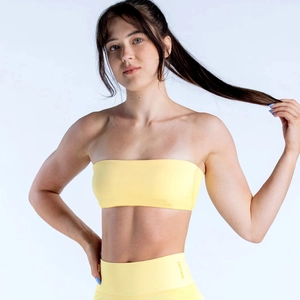 Ensemble de sport jaune clair avec brassière sans bretelles et legging taille haute pour yoga