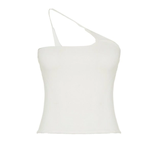 Detail eines weißen asymmetrischen One-Shoulder-Yoga-Tops mit schmalen Trägern