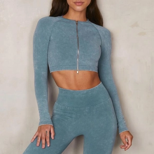Nahtloses Yoga-Set im Acid-Wash-Stil mit langärmeligem Oberteil und hoher Taillen-Leggings