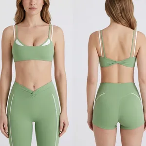 Vêtements de Yoga Femme Haut et Bas Nylon Spandex Soutien-Gorge de Sport à Lanières Leggings et Shorts de Gym Taille Haute