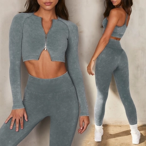 Set yoga senza cuciture da donna con top a maniche lunghe e leggings a vita alta lavati