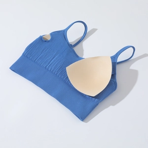 Brassière de sport bleue côtelée sans couture avec coussinet amovible
