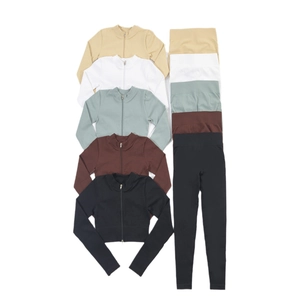 Ensemble de yoga côtelé pour femme avec veste zippée et legging taille haute en 5 coloris