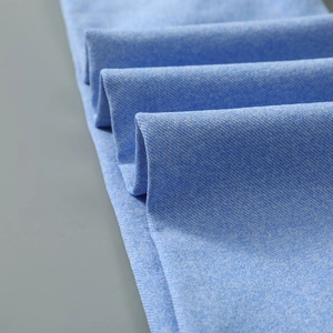 Gros plan détaillé sur le tissu de yoga sans couture bleu clair à texture chinée