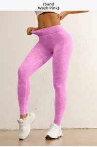 Détail du legging de yoga rose délavé à taille haute avec texture sans couture chinée
