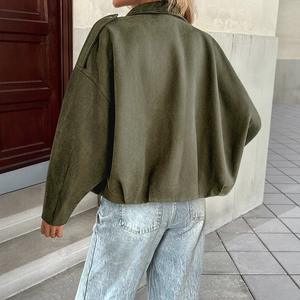 Veste vintage en daim vert olive pour femme avec revers et ourlet élastique décontracté