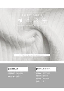 Nahaufnahme von weißem Rippstrick-Gewebe mit weicher Textur und vertikalen Details