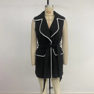 Gilet Décontracté Mi-Long pour Femmes Avec Bordure Point de Surjet Revers Veste Sans Manches Ceinturée Automne Hiver