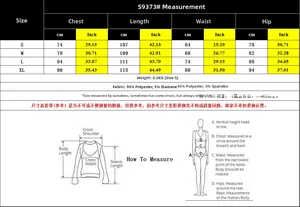 Tableau des tailles pour robe moulante à rayures avec mesures S-XL et détails
