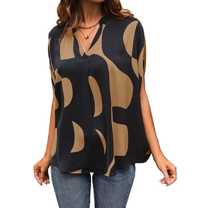 Women's V-neck short sleeve blouse with khaki abstract geometric print on black base