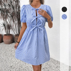 Damen Vintage Gestreift Rundhals Kleid Mit Schleife Vorne Ausschnitt Puffärmel Sommer Casual A-Linie Mini Kleid Urlaub Kleidung