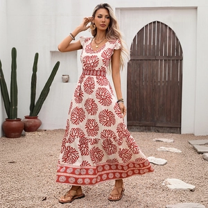 Robe Longue Fleurie Bohème Pour Femmes Col En V Manches Papillon Taille Haute Smockée Été Vacances Robe En Viscose
