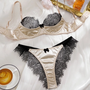 Sexy Französische Satin Schwarze Spitze Spleißen BH Und Unterwäsche Für Damen Exquisite Schleife Bügel Lingerie Oberteil Und Unterteil