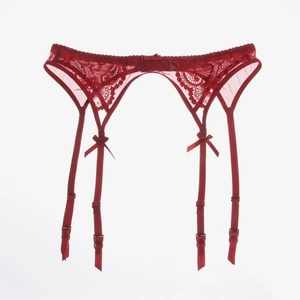Vue de face du porte-jarretelles en dentelle rouge avec nœud et sangles réglables