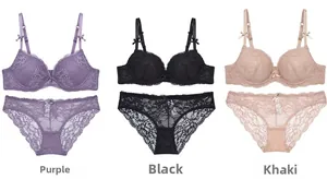 Dettaglio in piano di completi intimi in pizzo nei colori viola, nero e kaki