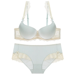 Sweet mint green lace lingerie set with push-up bra and matching bow panties