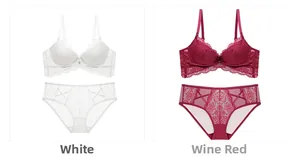 Détails de l'ensemble de lingerie en dentelle blanc et bordeaux avec broderie