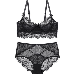 Elegantes schwarzes Spitzen-Dessous-Set mit Halbschalen-BH und passendem Mesh-Slip