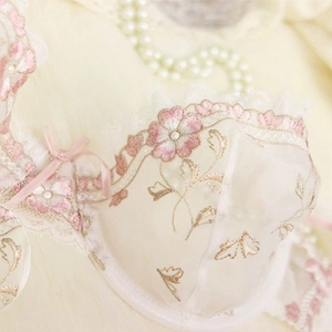 Reggiseno in pizzo francese con ricamo floreale rosa e decorazioni in perline