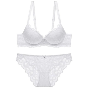 Ensemble de lingerie en dentelle florale blanche avec soutien-gorge et culotte