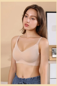 Seamless nude brille with vertical ribbed texture on model in home setting
