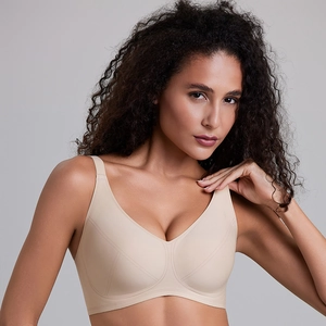 Seamless wireless bra with geometric denim stitching and wide straps in beige color