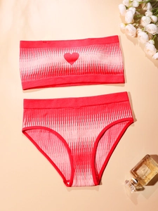 Detail of red heart gradient seamless bandeau bra and matching briefs lingerie set