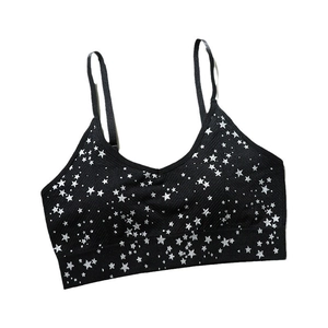 Reggiseno sportivo nero senza cuciture con stelle argento e trama a coste per fitness