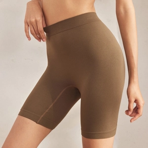 Short de cycliste sans couture marron café à taille haute et bord côtelé