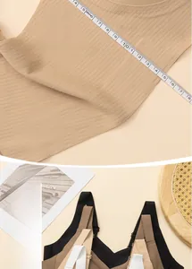 Vue détaillée de soutiens-gorge côtelés sans couture avec texture en maille élastique