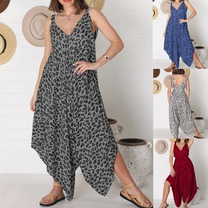 Bohemian jumpsuit met luipaardprint, V-hals en spaghettibandjes voor strandvakanties