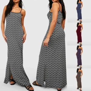 Sexy lange damesjurk met spaghettibandjes, zijsplit en geometrische zigzagprint