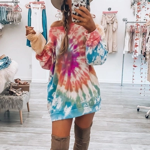Robe sweat-shirt oversize d'hiver avec un motif tie-dye en spirale pour femmes