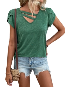 T-shirt femme vert forêt avec col en V, manches pétales et texture de tissu chiné