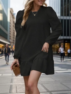 Schwarzes Jacquard-Minikleid für Damen mit Rüschensaum und modischen Puffärmeln