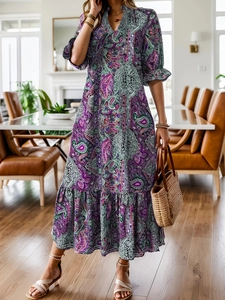Robe longue bohème à imprimé paisley, col en V et manches volantées en violet et turquoise