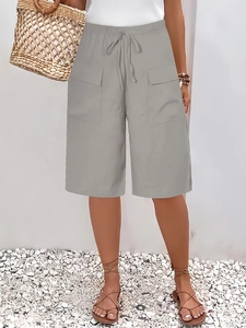 Short cargo gris taille haute pour femme avec cordon de serrage et grandes poches