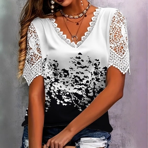 Women's V-neck top with floral print and delicate lace patchwork on short sleeves