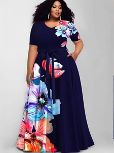 Plus size dark blue floral dress with round neck, short sleeves and waist tie belt