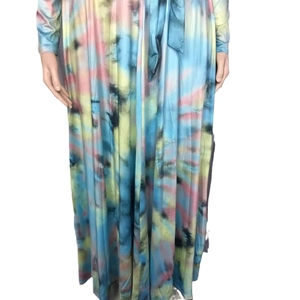 Robe longue chic à manches longues avec imprimé tie-dye, col en V et ceinture ajustable