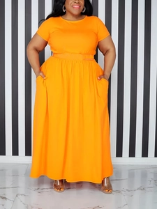 Women Plus Size Maxi Dress Short Sleeve Round Neck Solid Color Swing Dress Elegant Casual Summer Beach Dress With Pockets