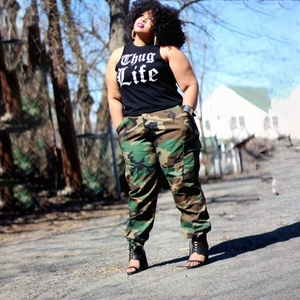 Pantalon Cargo Camouflage Streetwear Américain pour Femme Joggers Multi Poches à Taille Haute Large Pantalon Streetwear Camo Vert Armée