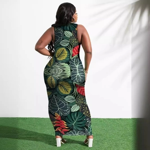Slim fit sleeveless maxi dress with vibrant tropical leaf print in a trendy summer style