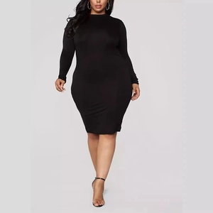 Robe moulante noire élégante à manches longues et col rond pour femme chic